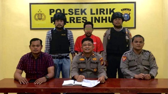 Polres Inhu Riau Amankan Duda yang Tiduri 2 Kakak Beradik