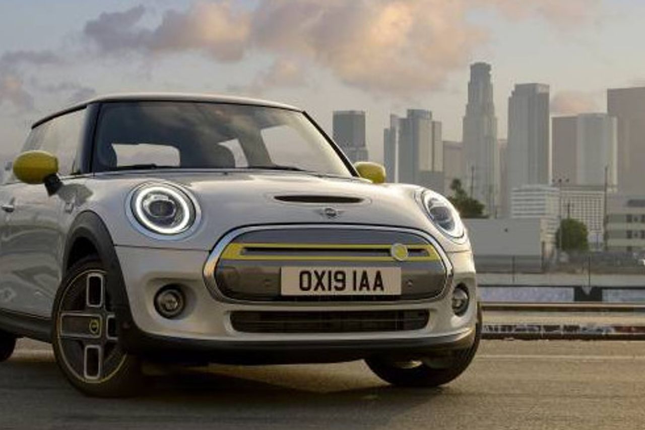 Akan Segera Debut, Ini Bocoran Spesifikasi Mini Cooper EV 2024