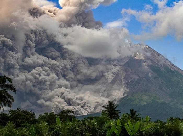 Erupsi Merapi Belum Berdampak Pada Operasional Penerbangan DIY-Jateng