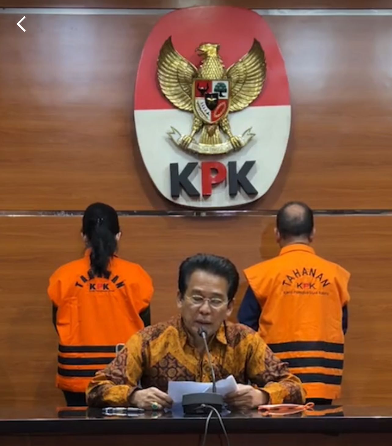 Terjerat Korupsi, KPK Tahan Bupati Kapuas dan Istrinya Anggota DPR-RI F-NasDem