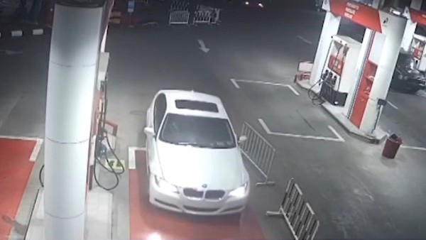 Viral Lagi! Video BMW Kabur Usai Isi BBM Dikaitkan dengan Mario Dandy