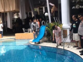 Nahas! Tenggelam di Kolam Renang Rumah Anggota DPRD Bogor, 2 Bocah Tewas