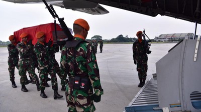 Prajurit TNI Tewas Kecelakaan Saat Latihan Terjun Payung di Jakarta