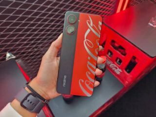 Realme Resmi Rilis Ponsel Realme 10 Pro 5G Coca-Cola Edition