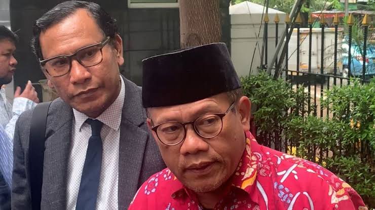 Dipolisikan Serentak, Sugeng Teguh Santoso Kelabakan