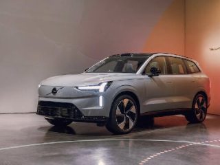 Produksi Mobil SUV Listrik Volvo EX90 Ditunda, Ini Kata Perusahaan