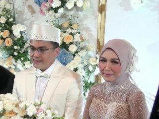 Sah! Sahrul Gunawan Menikah dengan Dine Mutiara