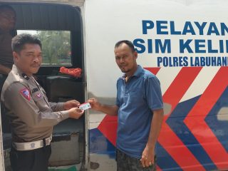 Respons Masyarakat, SIM Keliling Polres Labuhanbatu Hadir di Kualuh Leidong