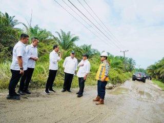 Cek Jalan Rusak di Labura,  Jokowi Janji Bulan Juli Sudah Diperbaiki