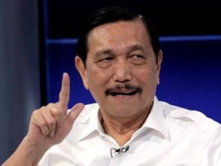 Bikin Heboh, Menko Luhut Sebut Ada Bos Sawit di Indonesia Belum Bayar Pajak!