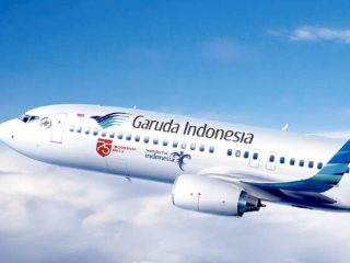Terapkan Aturan Pemerintah, Garuda Indonesia Terima Penumpang Tak Bermasker