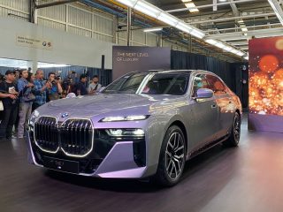 BMW Resmi Luncurkan Sedan Premium: The New 7