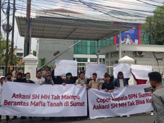 Massa Permak Tuding Kakanwil ATR/BPN Sumut Jadi Antek Mafia Tanah
