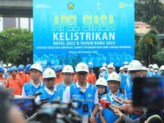 Dirut PLN Raih Penghargaan Pemimpin Terpopuler di Media Online 2023 Versi Humas Indonesia