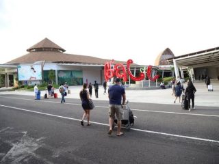 Ngaku Bawa Bom, Penumpang Pesawat Bandara Bali Ditangkap Petugas!