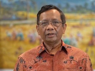 Heboh Utang Negara ke Rakyat, Jokowi Utus Mahfud MD untuk Segera Melunasi!