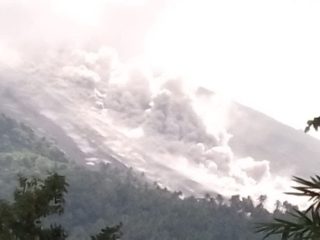 Gunung Karangetang Sulut Erupsi: 2 Kali Semburkan Awan Panas, Warga Diimbau Mengungsi