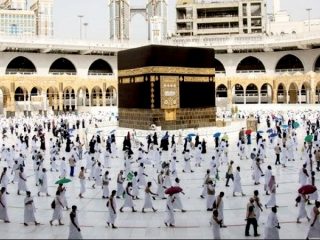 Pemerintah Arab Saudi Luncurkan e-Visa Umrah