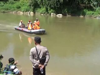 Mandi-mandi Berujung Hanyut, Seorang Pelajar Hilang di Sungai Bilah Rantauprapat
