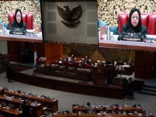 Tok! DPR RI Sahkan RUU Kesehatan Jadi UU