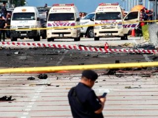 10 Orang Tewas Usai Jet Pribadi Jatuh dan Meledak di Jalan Tol Selangor Malaysia