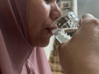 Wanita di AS Tewas Usai Minum 2 Liter Air Putih Dalam 20 Menit, Begini Faktanya