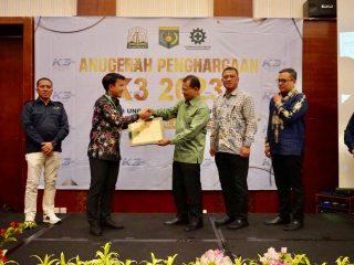 Zero Accident, PLN UPP SBU2 Raih K3 Awards dari Disnakermobduk Aceh