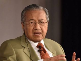 Infeksi Jantung, Eks PM Malaysia Mahathir Mohamad Masuk Rumah Sakit