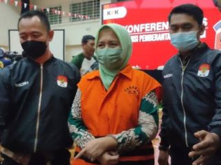 Jadi Tersangka Korupsi Kuota Rokok, Kepala BP Tanjung Pinang Ditahan KPK