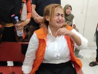 Lina Mukherjee Divonis 2 Tahun Penjara Buntut Konten Makan Kriuk Babi dengan Bismillah