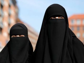 Swiss Larang Pemakaian Burqa di Negaranya, Pelanggar Kena Denda Rp16,9 Juta