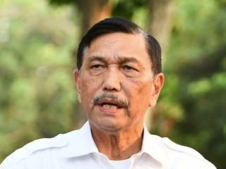 Bertemu Ketua DPR RI, Luhut Binsar: Bicara Banyak, Tanya Bu Puan Saja