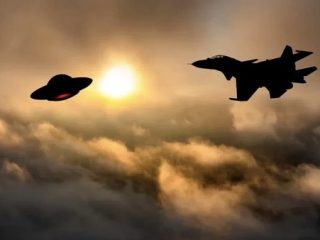 Viral Video Pasukan UFO Terbang di Israel