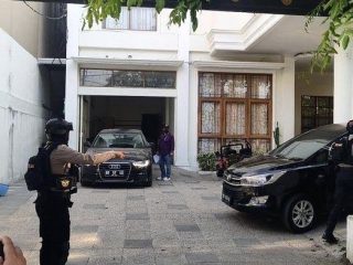 Geledah Rumah Mentan Syahrul Yasin Limpo, KPK Bawa Satu Unit Mobil Audi