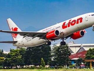 Ketua Komisi II DPR RI Sentil Lion Air Rute Jayapura-Manokwari Gegara Delay Berjam-jam
