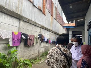 Respons Laporan Pencemaran Lingkungan, Ombudsman Cek Lokasi Pabrik Jagung di Mabar