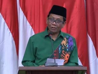 Belum Bertemu Jokowi Usai Jadi Cawapres, Mahfud Md: Masih Tunggu Jadwal