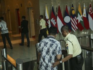 Kejagung Geledah Kantor Kemendag terkait Korupsi Impor Gula