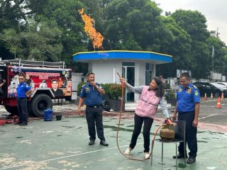 Srikandi PLN UIP SBU Ikut Ambil Bagian di Simulasi Fire Drill, Huru Hara dan Teror Bom