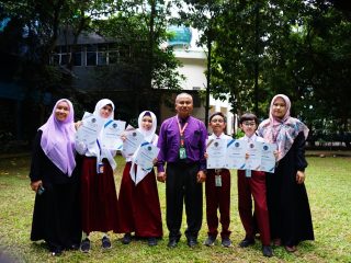 Hebat! Siswa SD YPSA Rebut Perak & Perunggu di TeenEagle Online English Language Competition