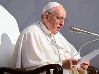 Paus Fransiskus Setujui Pemberkatan Sesama Jenis, Ini Syaratnya