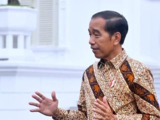 Jokowi Sebut Surat Pengunduran Diri Wamenkumham Belum Sampai di Mejanya