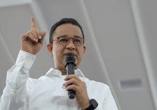 Diisukan akan Bubarkan BUMN, Anies: Mana Mungkin