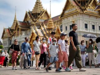 Traveler Diwajibkan Bawa Uang Tunai Rp 6,5 Juta ke Thailand, Ternyata Ini Alasannya