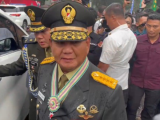 Prabowo Usai Terima Pangkat Istimewa Jenderal TNI (HOR): Kayaknya Berat, Ya