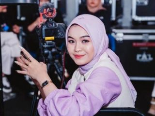 Salma Salsabil Rilis Lagu Baru Berjudul Rumah