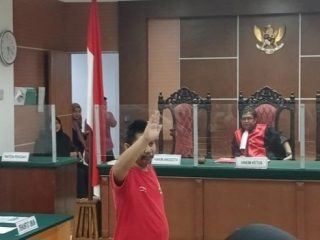 PN Batam Vonis Orator Aksi Bela Rempang Hukuman 6 Bulan Penjara