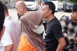 Gegara Urusan Tak Mau Lepas Sepatu, Wanita Bunuh Penjaga Toko di Tangerang