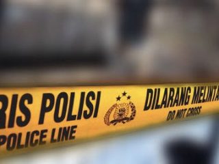 Terlihat Sepi, Markas Judi Online di Depok Dipasangi Garis Polisi