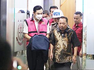 Rekeningnya Sudah Diblokir, Kini Kejagung Geledah Rumah Suami Sandra Dewi di Pakubuwono Jaksel
